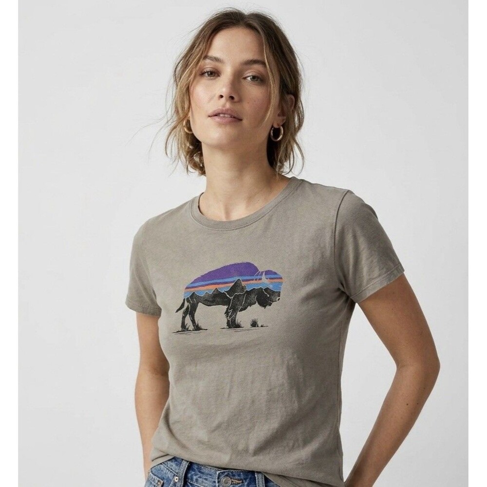 Patagonia Womens S Organic Cotton Graphic T-Shirt Bison Buffalo Horizon Tan